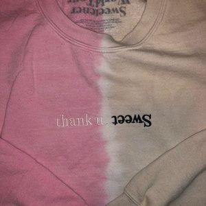 Ariana grande sweetener tour merch sweatshirt